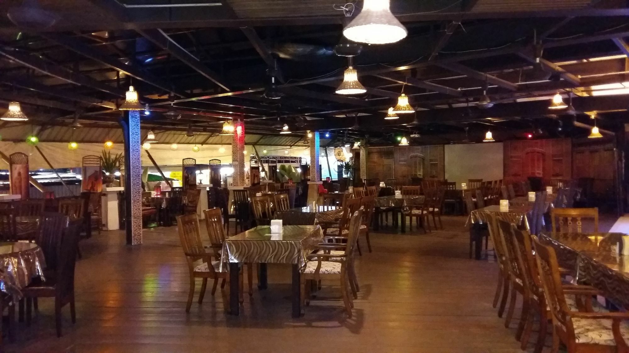 Oyo 1149 Feringghi Hotel 바투 페링기 외부 사진