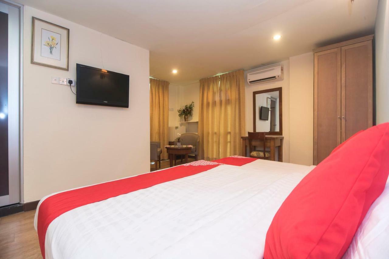 Oyo 1149 Feringghi Hotel 바투 페링기 외부 사진